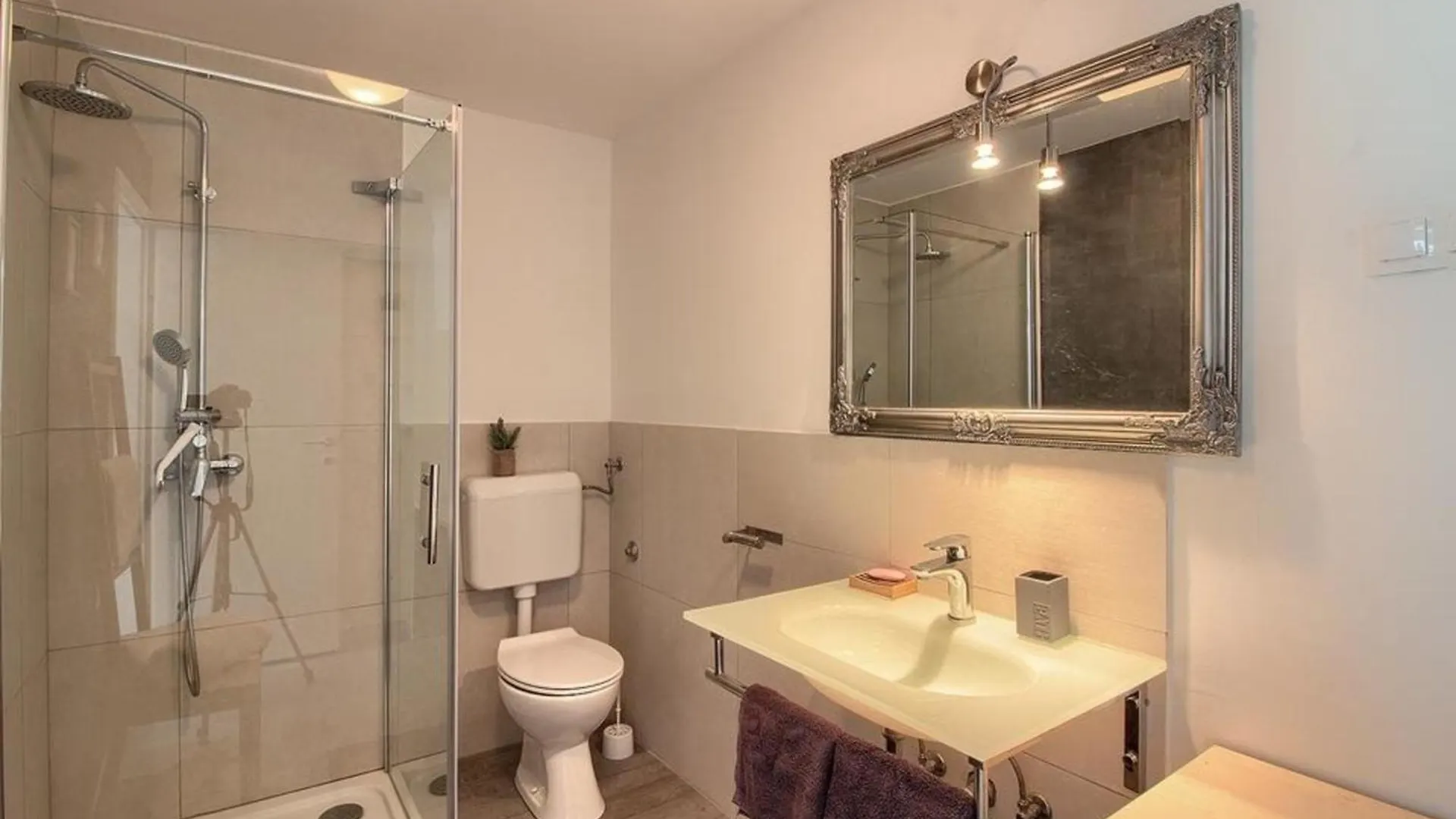 Ferienhaus Mit Privatpool Fuer 8 Personen Ca 80 Qm In Liznjan, Istrien Suedkueste Von Istrien