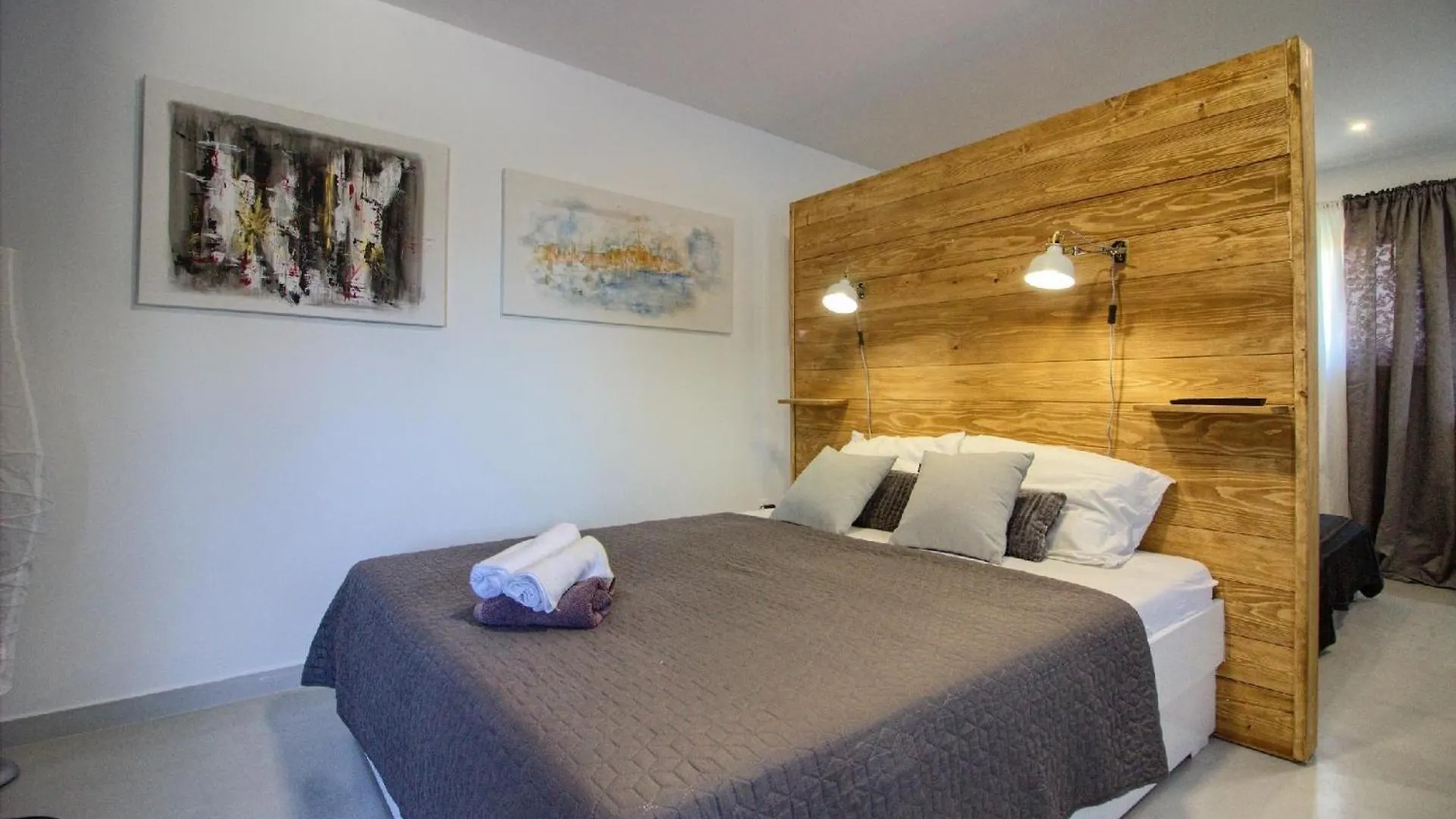 Ferienhaus Mit Privatpool Fuer 8 Personen Ca 80 Qm In Liznjan, Istrien Suedkueste Von Istrien Liznjan